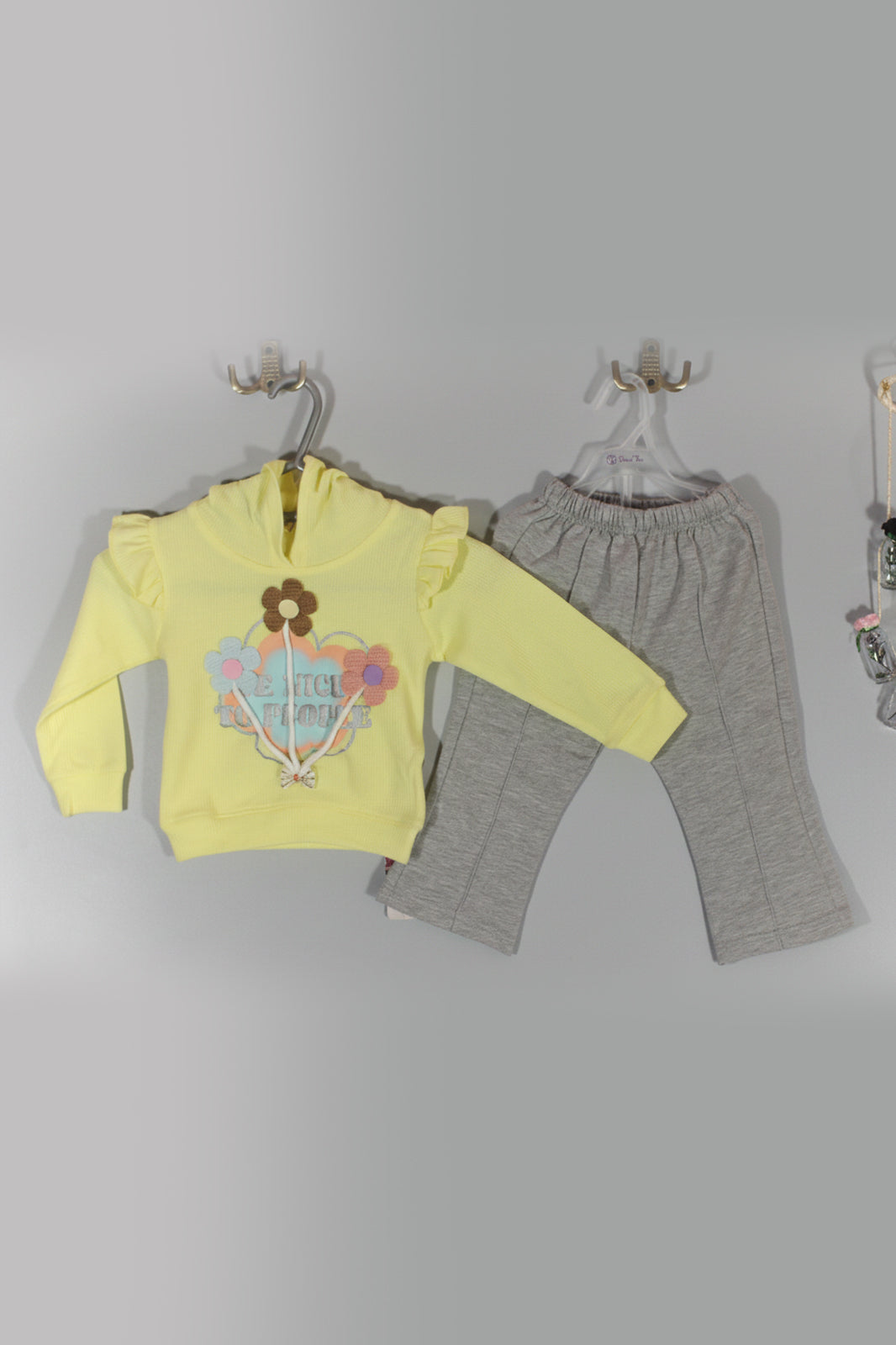 Girls Soft Cotton Hoodie & Jogger Set – Cozy Two-Piece Outfit