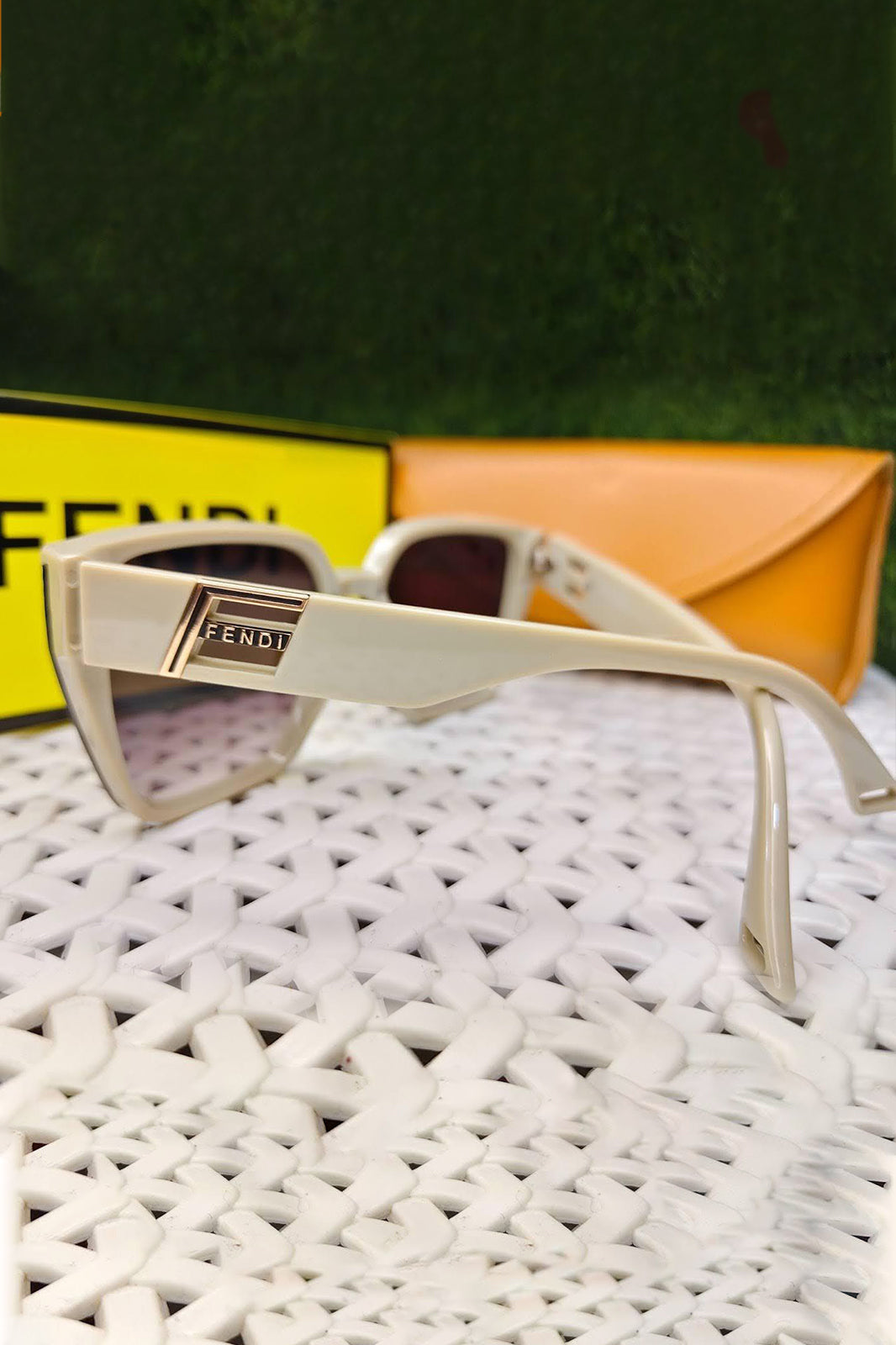 FENDI WP-3841 Made in italy