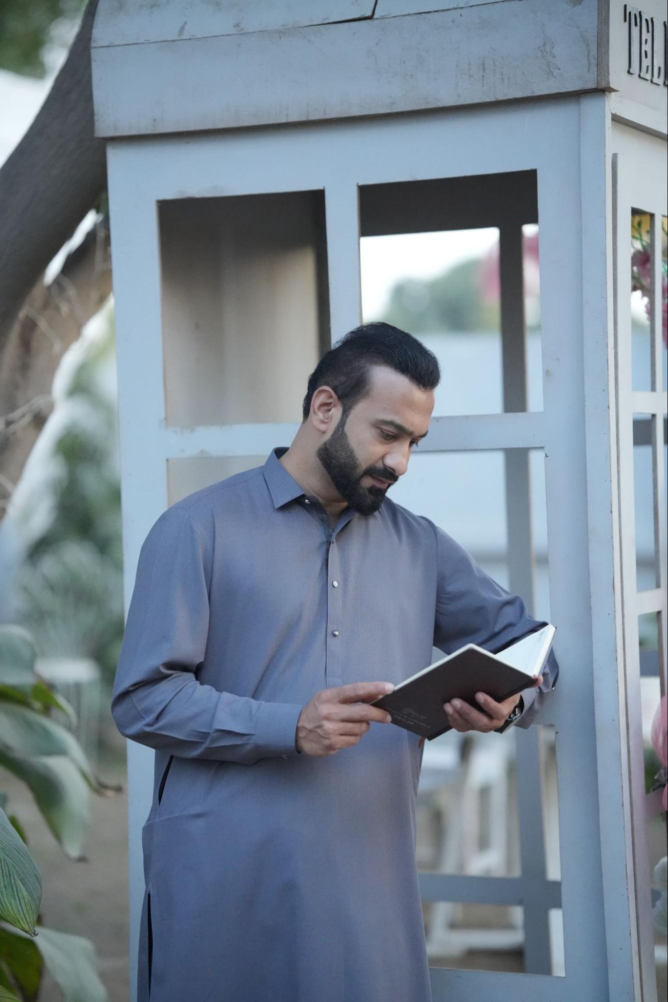 Classic Grey Textured Men’s Dress Shalwar kameez– Perfect Fashion Style