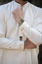 Classic Off-White Band Collar Kurta – Contrast Neck Piping, Minimal Buttons & Premium Placket Tip