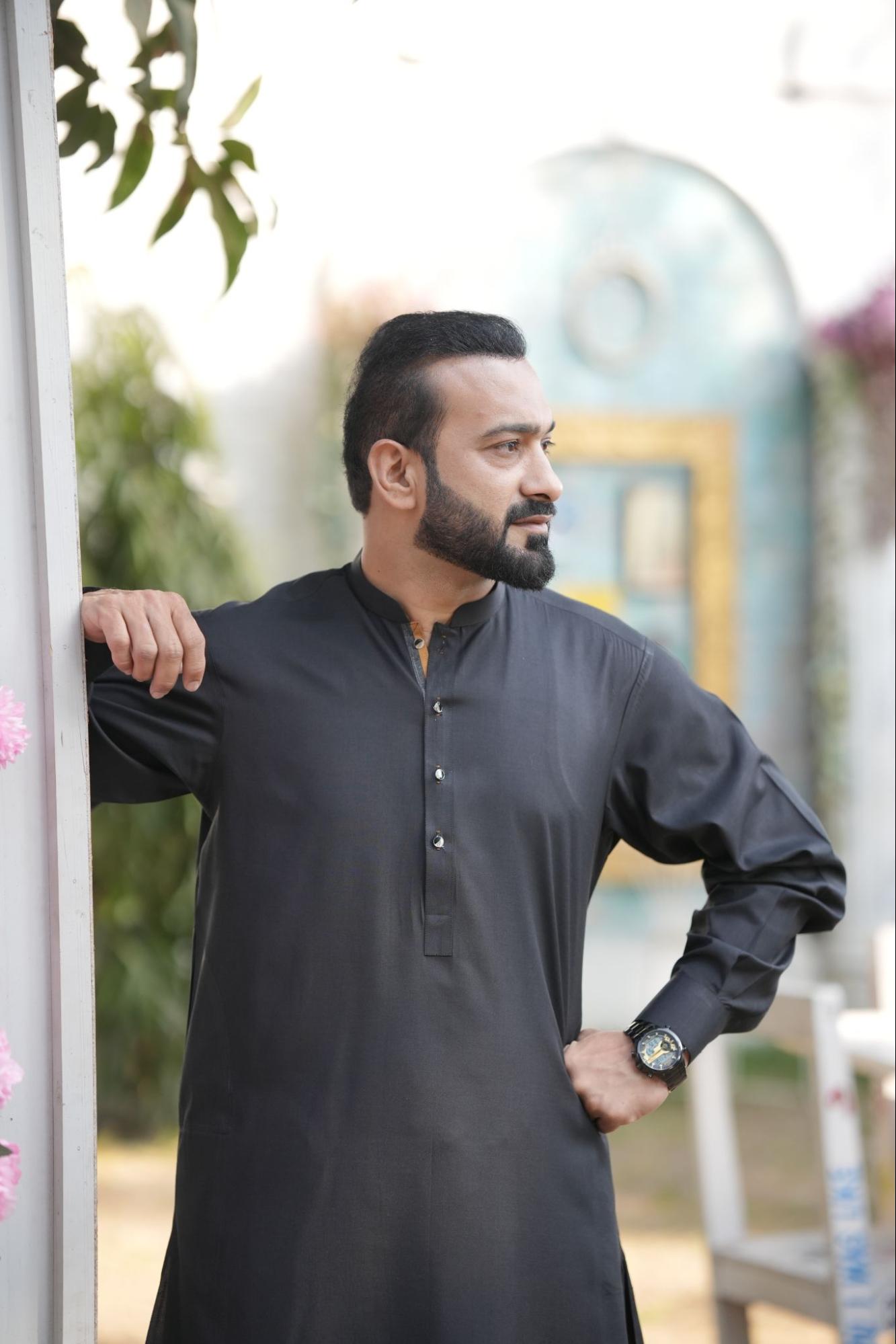 Men’s Premium Black Boski Kurta Suit –  With Dotted Gray + Mustard Contrast Inner Placket & With Packing Gift Box.